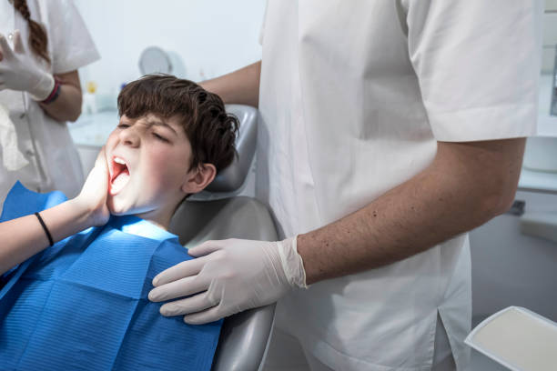 Best Emergency Dentist for Knocked-Out Tooth in Troy, IL